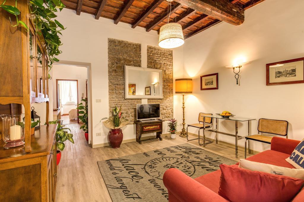 Apartmán Magenta Deluxe Fienaroli 2 Řím Exteriér fotografie